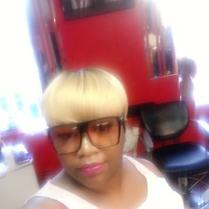 Meet your Posher, Nakia